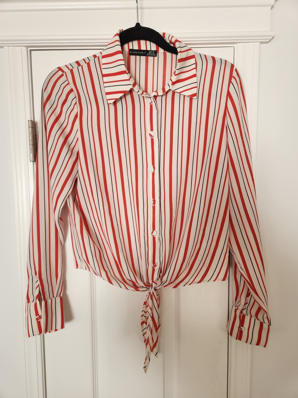 Black Tape Button Down Striped Tie Longsleeve Size M